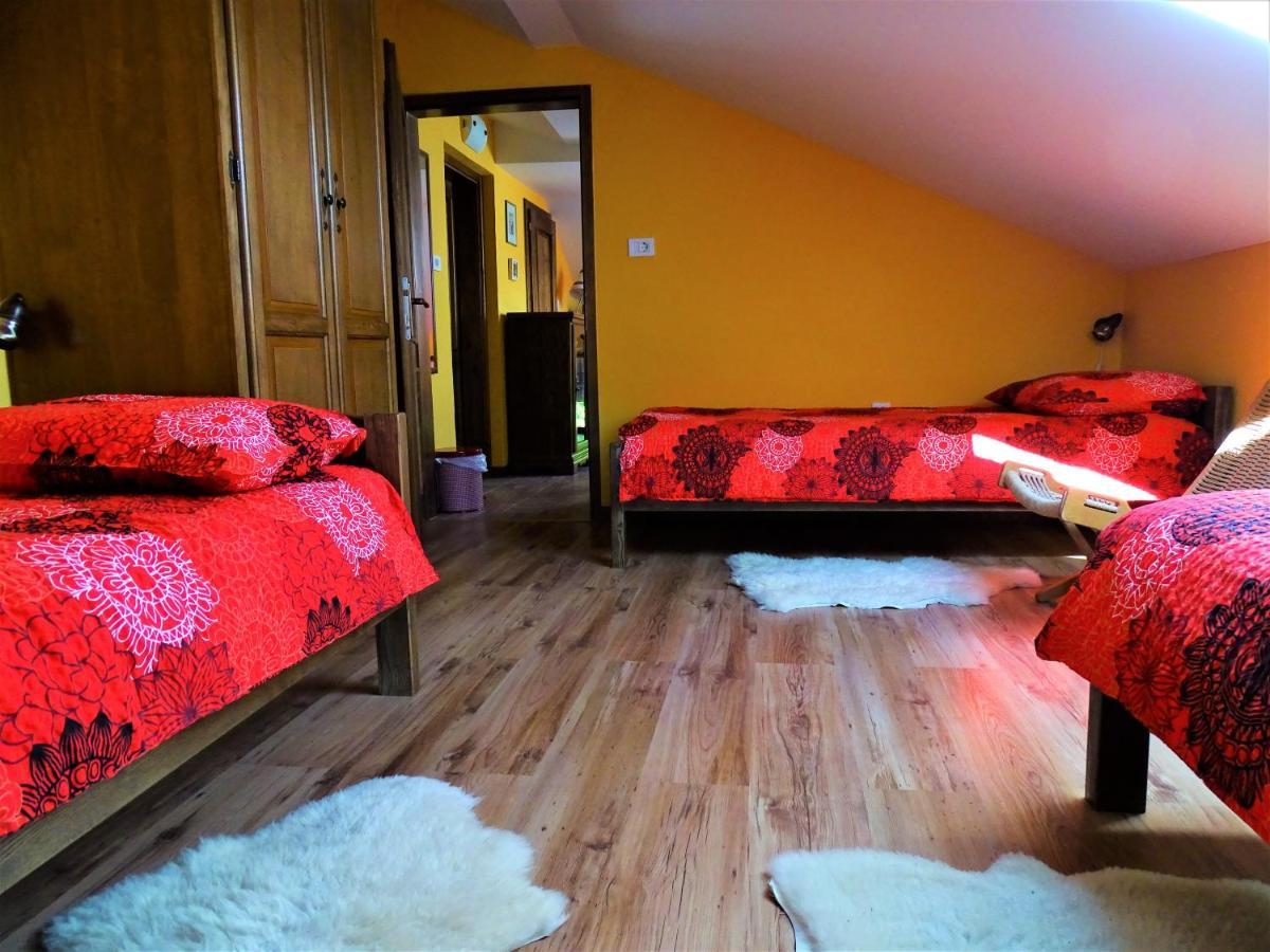 Apartmaji Pr-Gujlu Sela Nad Podmelcem 5220 Tolmin Podmelec Екстериор снимка